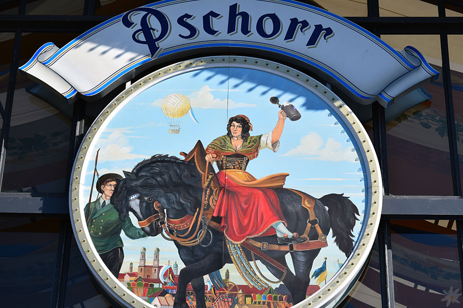 Wiesn 2015 Bräurosl Zelt Innenansicht