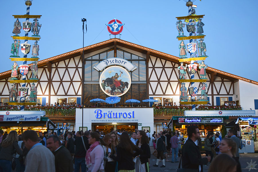 Wiesn 2015 Bräurosl Zelt Aussenansicht