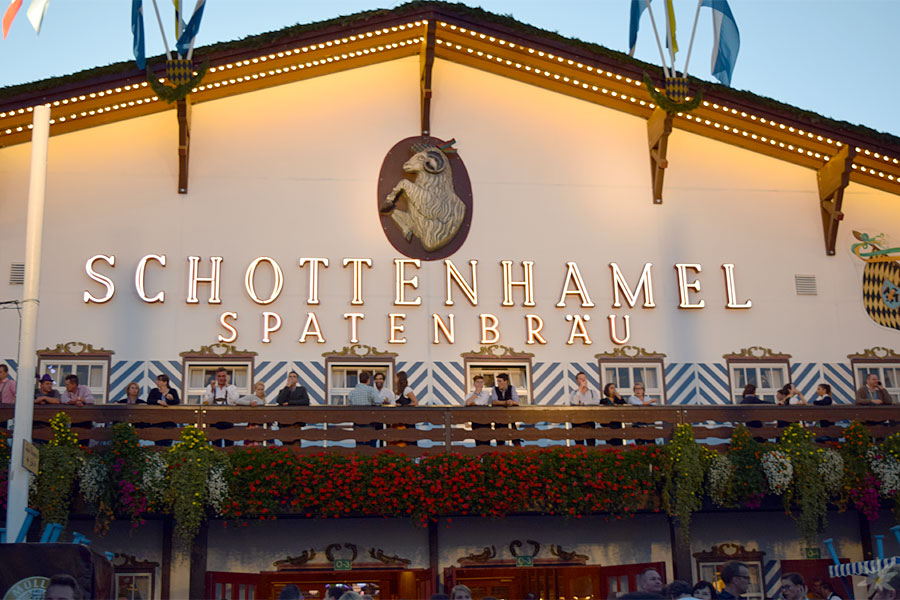 Schottenhamel Festzelt Wiesn 2015 Aussenansicht